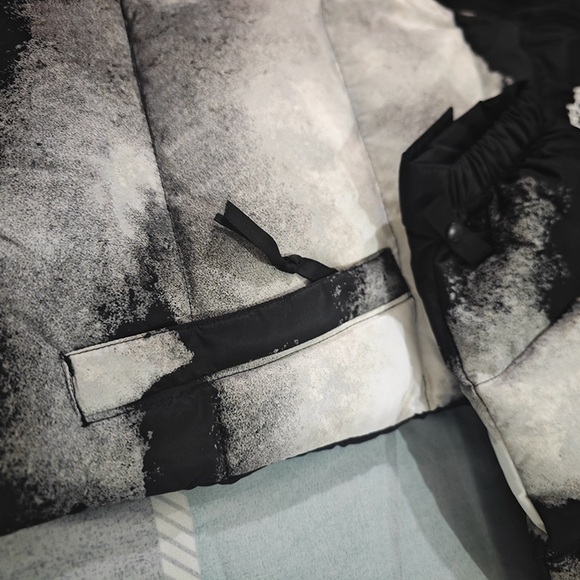 The North Face Black Down Jacket - Picture 6 of 12